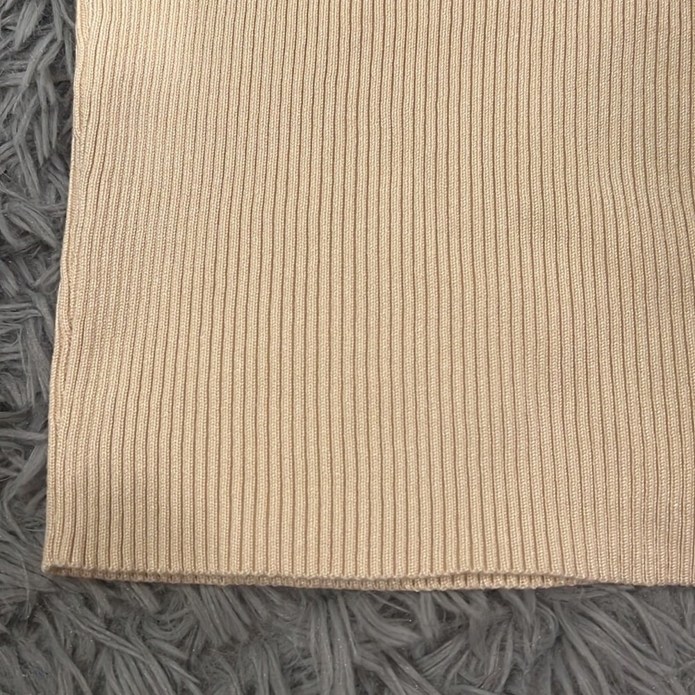 Halter Ribbed Top - Picture 3 of 7